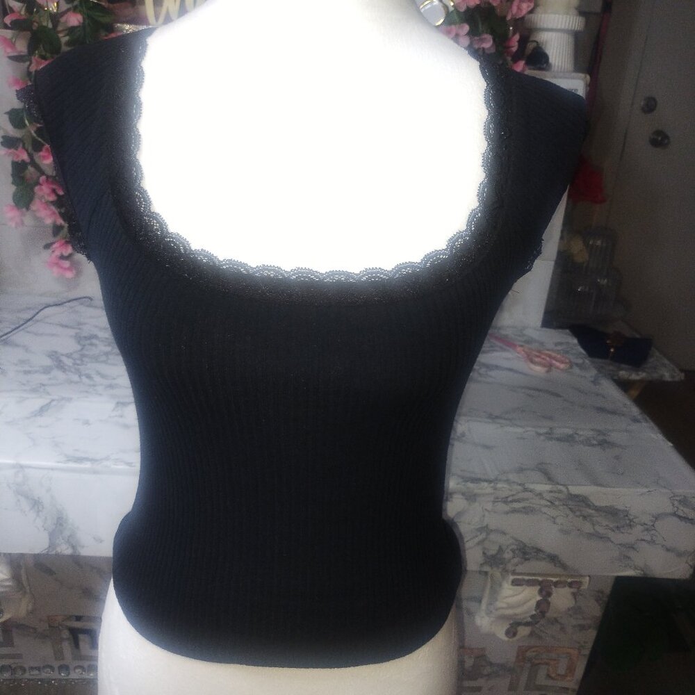 SHIEN  Black lace Square Neck Short sleeve top